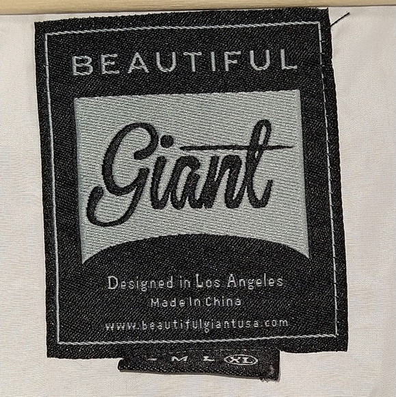 Beautiful Giant XL Hooded Pullover Windbreaker - Picture 4 of 8